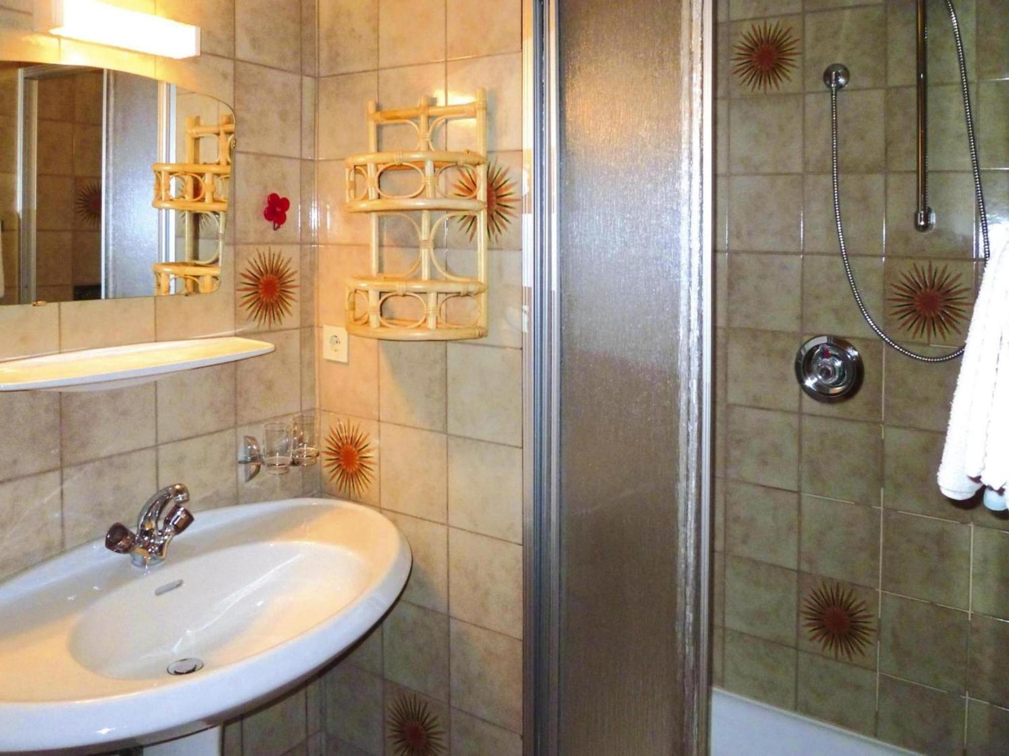 פוגן Apartment In F Gen With Parking Space מראה חיצוני תמונה